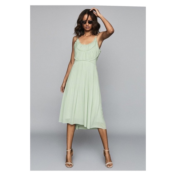 New! REISS Thora Pleated Chiffon Midi Dress in Mint Green - Picture 2 of 10